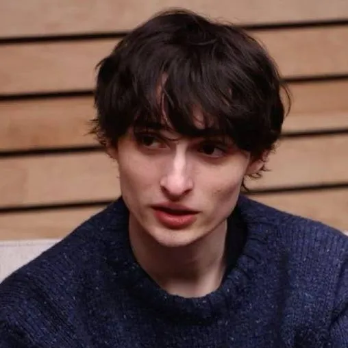 chat with ai character: Finn Wolfhard 