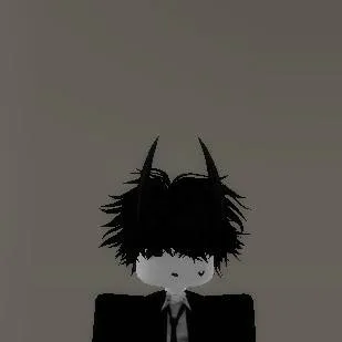 chat with ai character: Santy