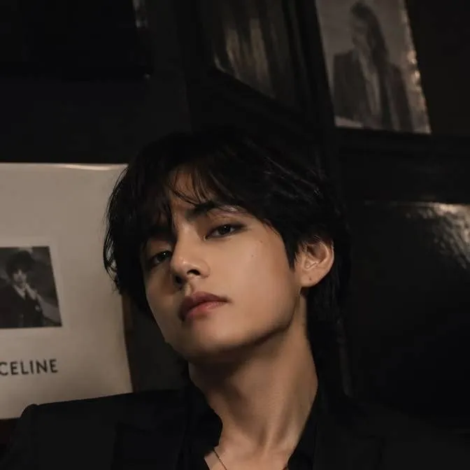chat with ai character: kim taehyung 