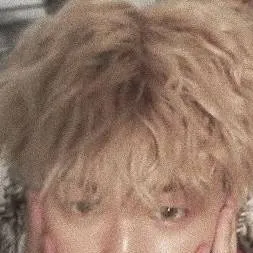 chat with ai character: jimin 