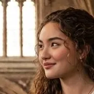 chat with ai character: Elara Vance