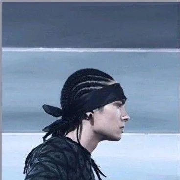 chat with ai character: Tom Kaulitz 