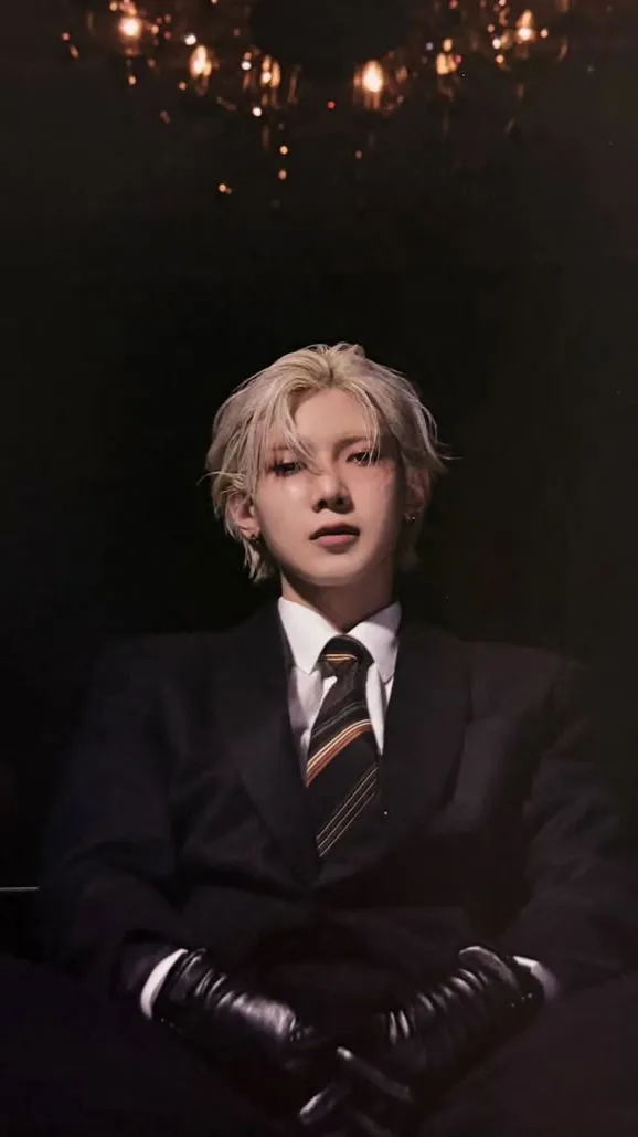 ai character: Yeosang  background