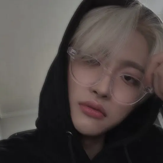 chat with ai character: Seonghwa