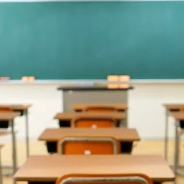 chat with ai character: toxic school
