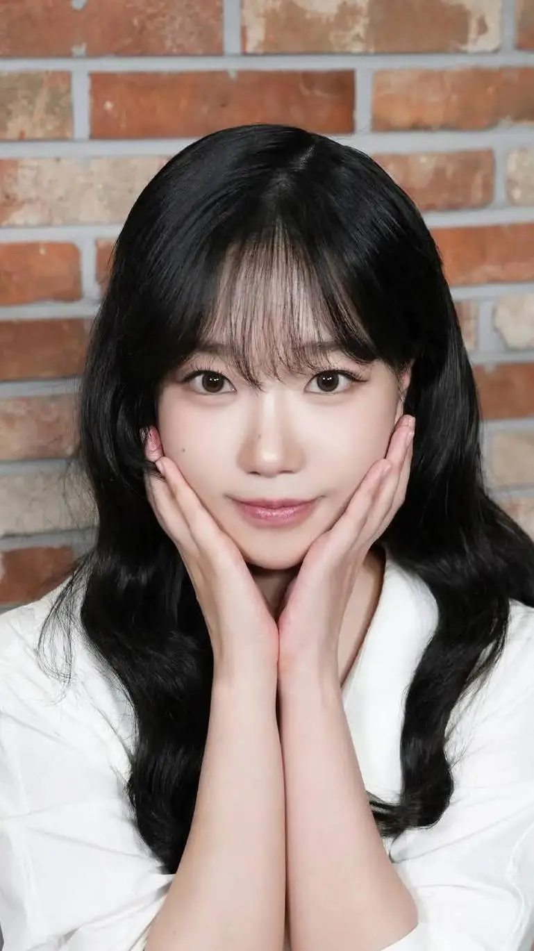 Talkie AI - Chat with Jo Yuri 