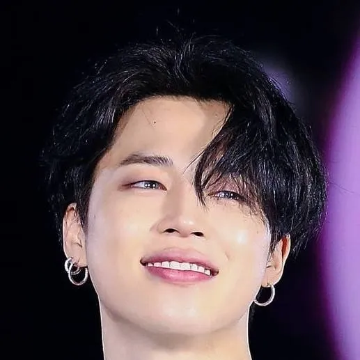 chat with ai character: Park Jimin
