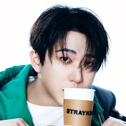 chat with ai character: SEO Changbin