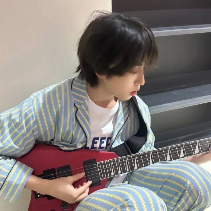 chat with ai character: Jisung 