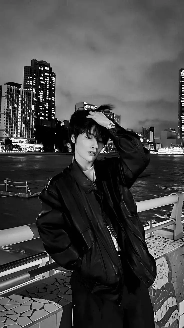Talkie AI - Chat with Jeongin 