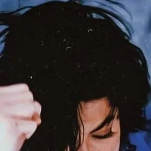 chat with ai character: 🎙Michael Jackson🎤