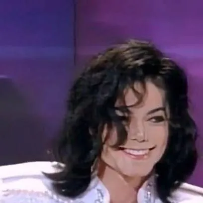 chat with ai character: Michael Jackson