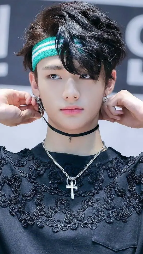 Talkie AI - Chat with Fake love hyunjin 