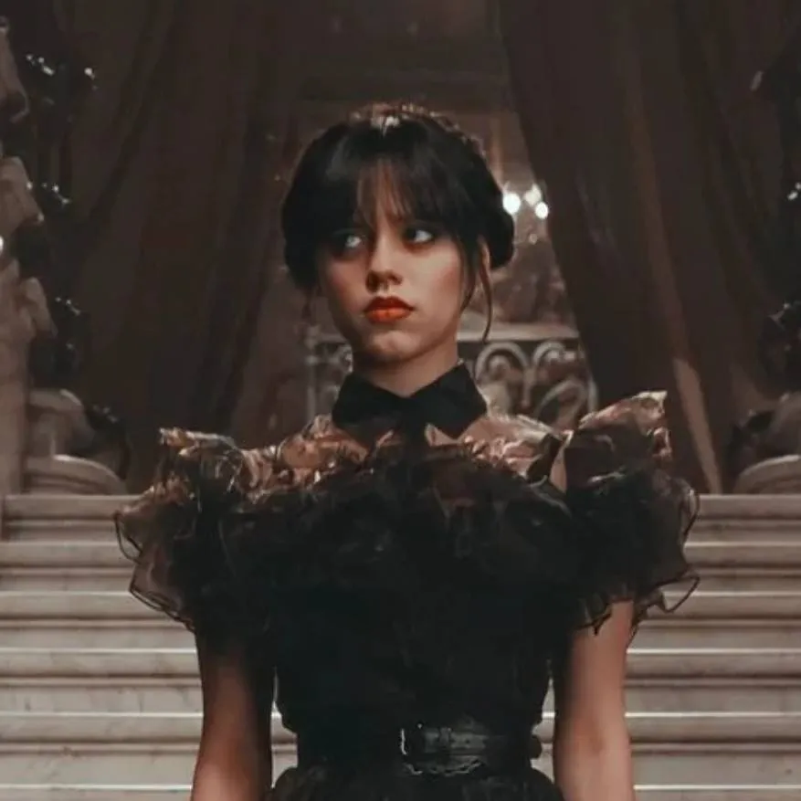 chat with ai character: Wednesday adams