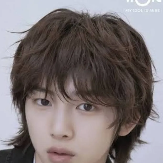 chat with ai character: Ju-hoon~