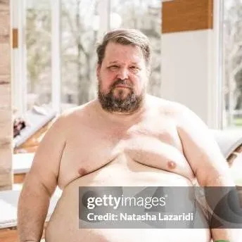 chat with ai character: fat you