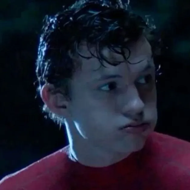 chat with ai character: Peter Parker.