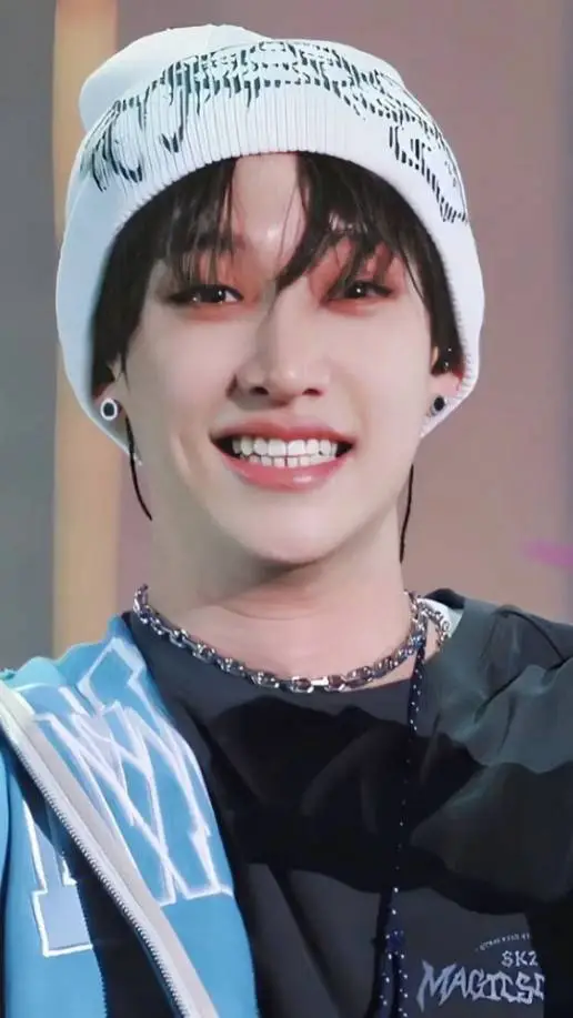 ai character: Bangchan  background