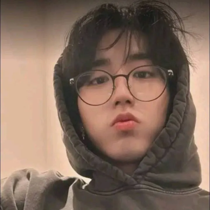 chat with ai character: Han jisung 