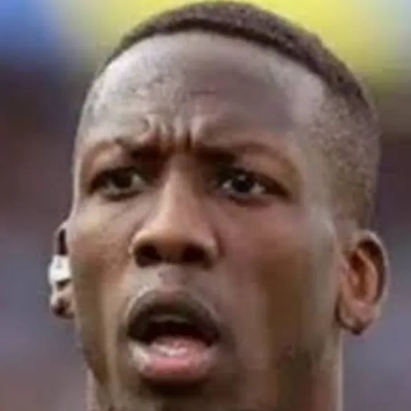 chat with ai character: Luis Advincula