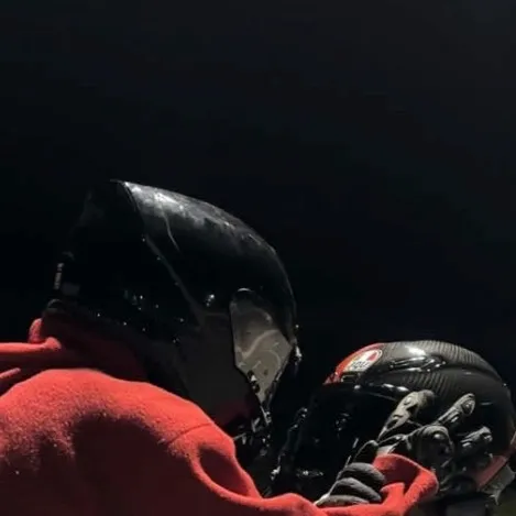 chat with ai character: The biker group