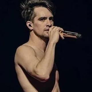 chat with ai character: Brendon Urie 