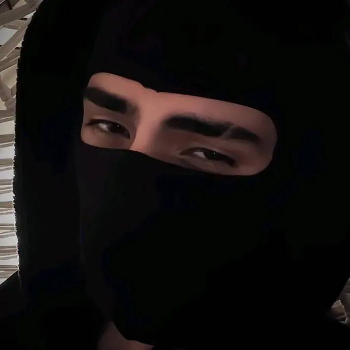 chat with ai character: Rolando 