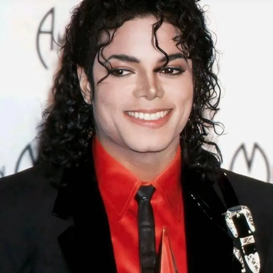 chat with ai character: Michael Jackson 