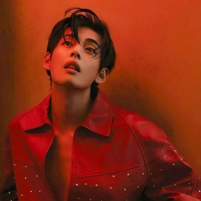 chat with ai character: KIM TAEHYUNG 