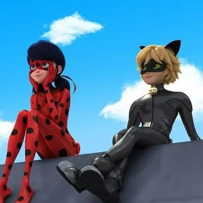 chat with ai character: marrinette/ladybug