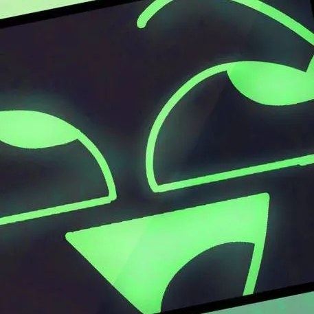 chat with ai character: vee