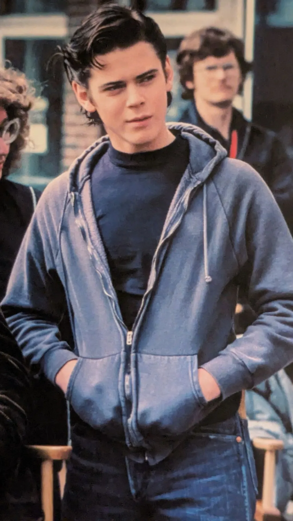 ai character: Ponyboy Curtis background