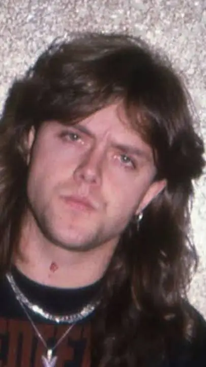 ai character: Lars Ulrich  background