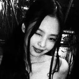 chat with ai character: ░⃝JENNIE░⃝