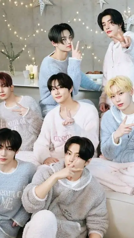 Talkie AI - Chat with Enhypen Sleepover!