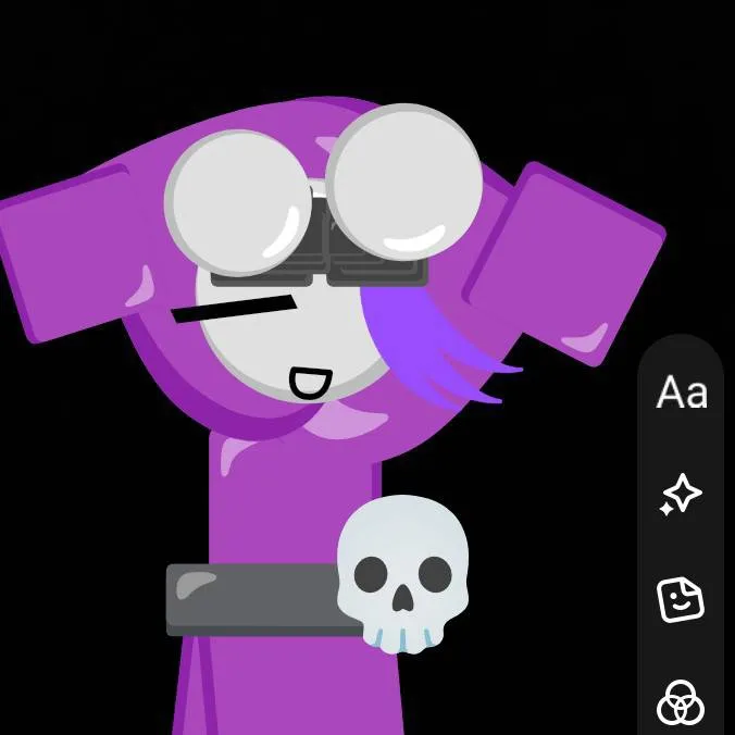 chat with ai character: Ashlynn! 💜😈🌹