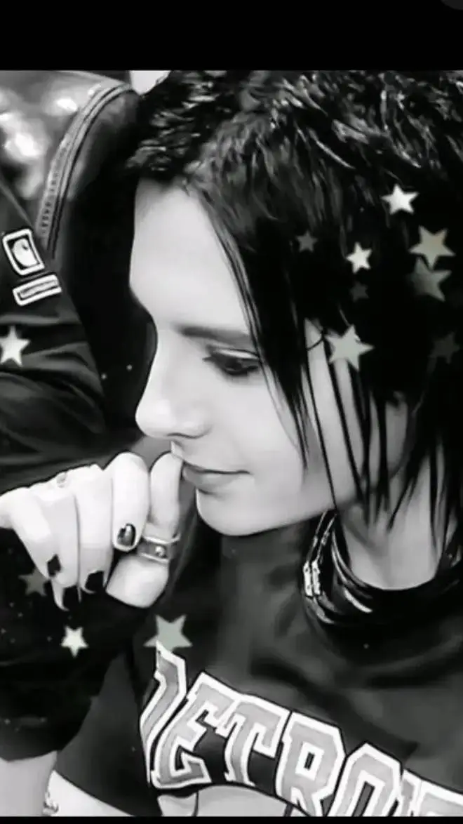 ai character: bill Kaulitz background