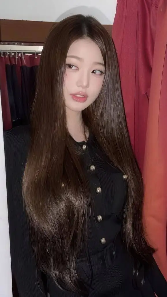 Talkie AI - Chat with 🧊Jang Wonyoung ⛸️