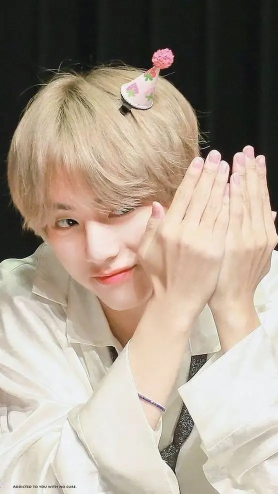 Talkie AI - Chat with kim Taehyung 🌸