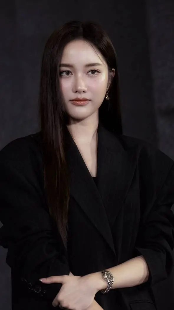 ai character: freen background