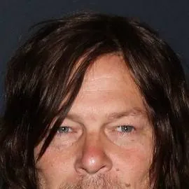 chat with ai character: Daryl Dixon...💗