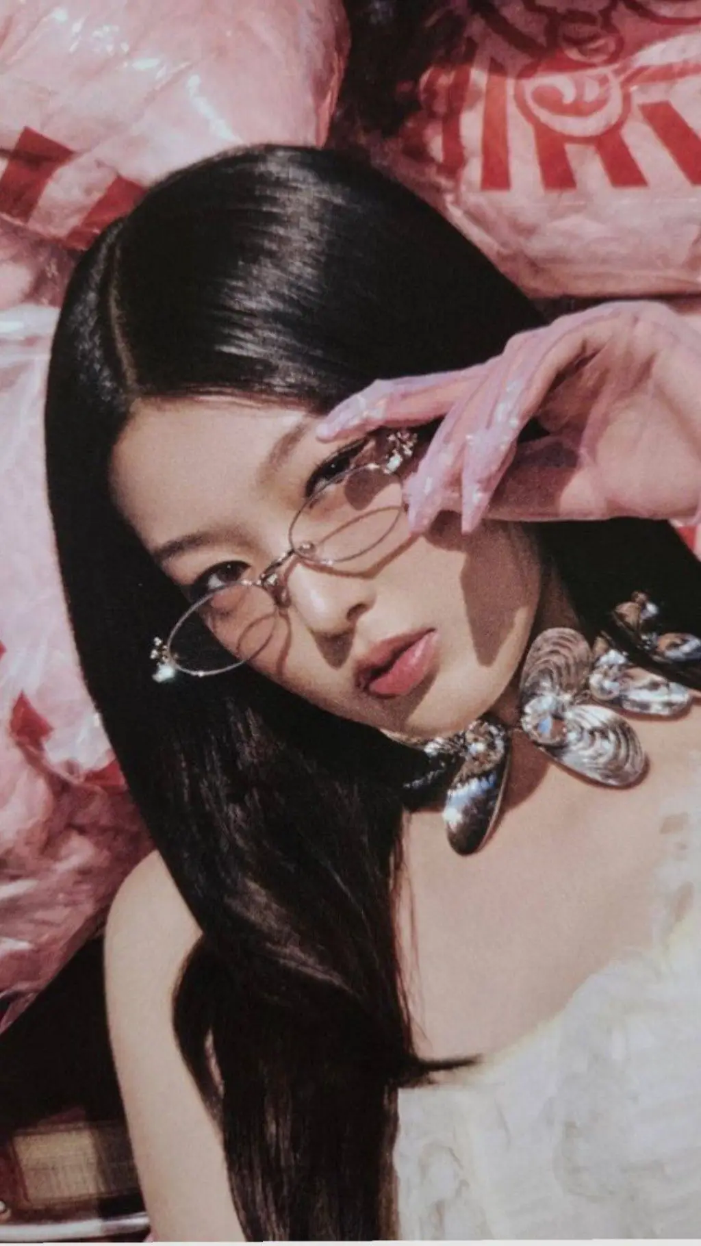 ai character: 𝘺𝘰𝘰𝘯𝘤𝘩𝘦𝘢❀ background
