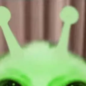 chat with ai character: Alien