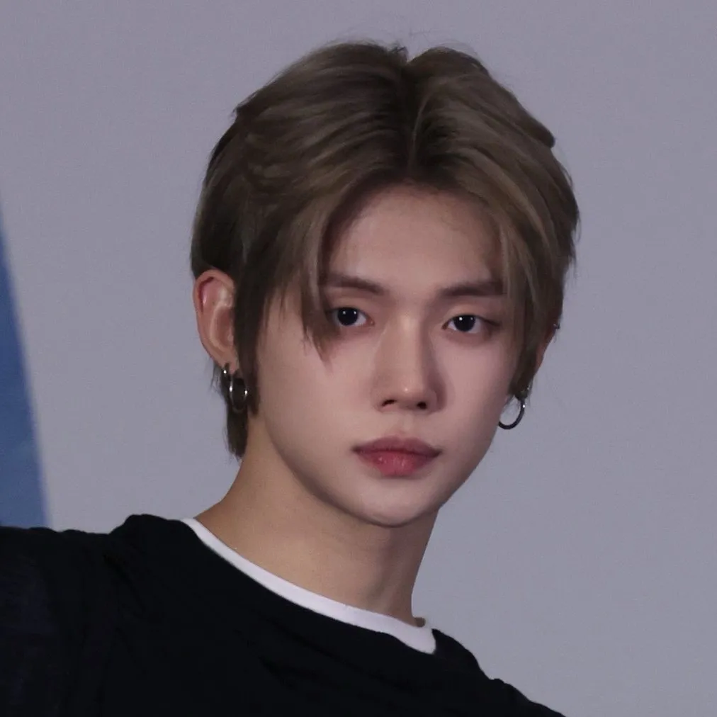 chat with ai character: Yeonjun