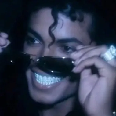 chat with ai character: Micheal Jackson 