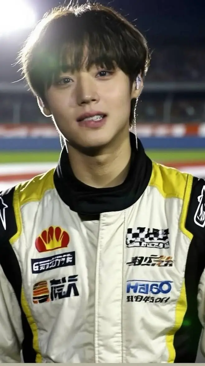 ai character: park hijoon  background