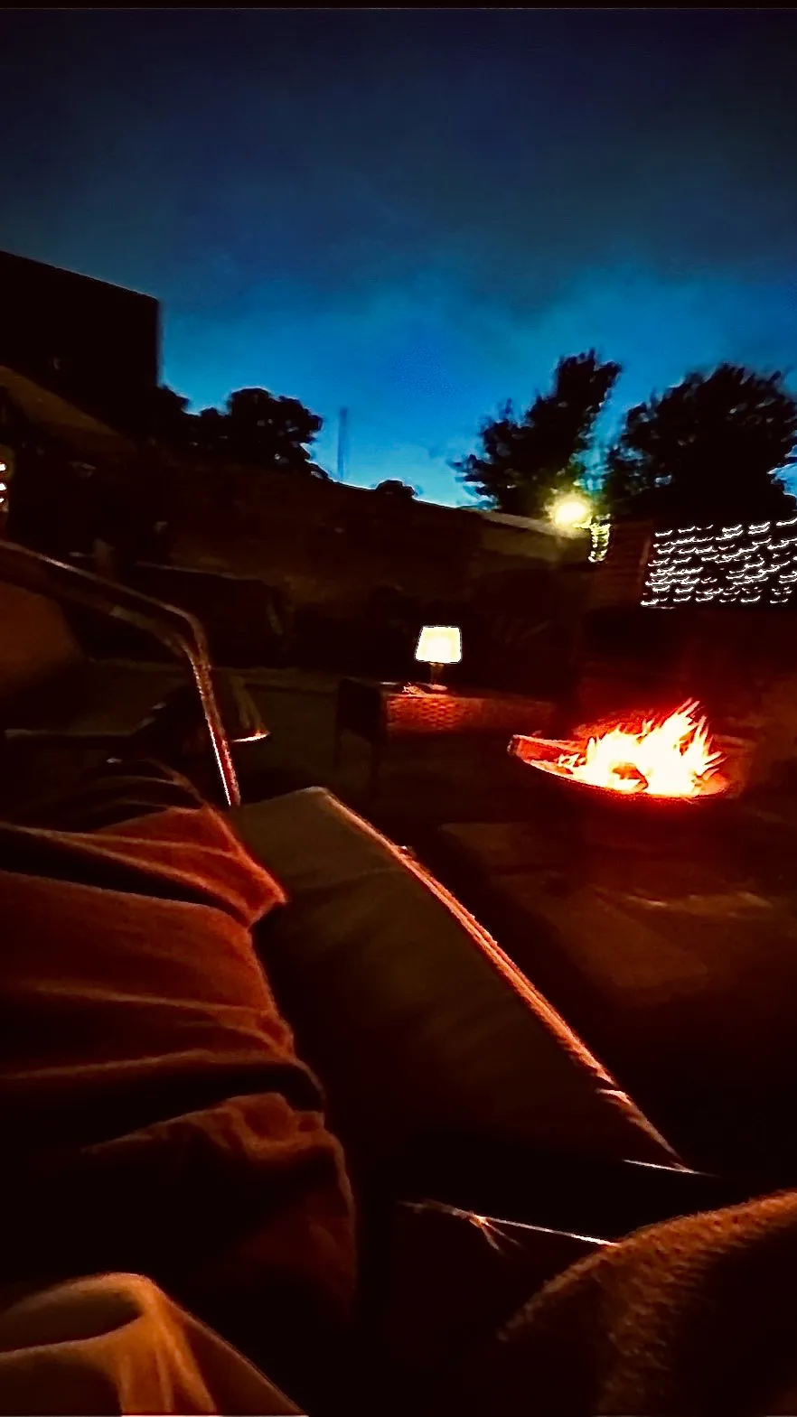 Talkie AI - Chat with Campfire with bros