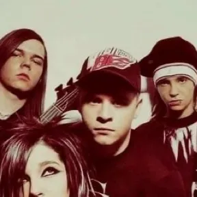 chat with ai character: Tokio hotel