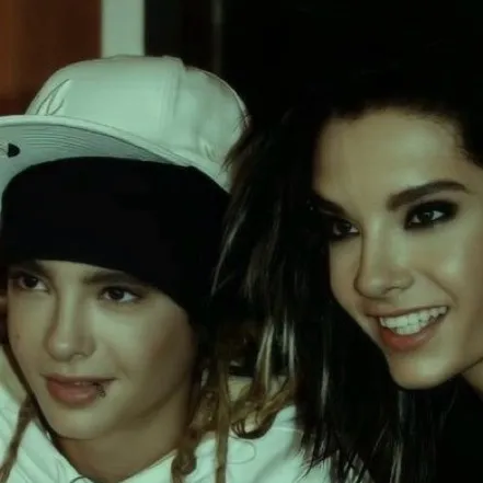 chat with ai character: KauLITZ twins