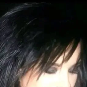 chat with ai character: Bill kaulitz